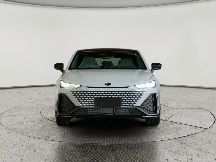 Changan UNI V Sport 2026