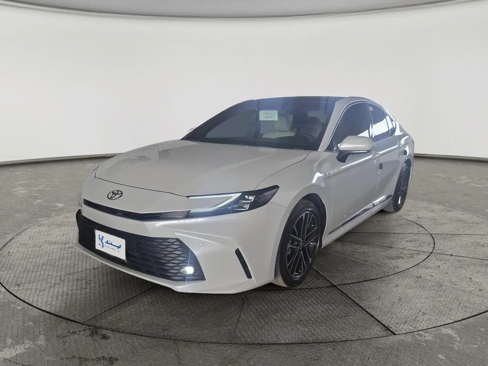 Toyota Camry LE HEV 2025