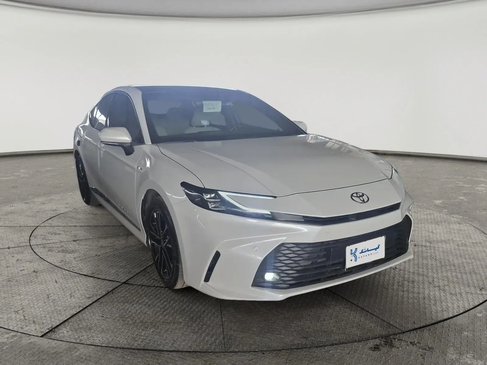 Toyota Camry LE HEV 2025