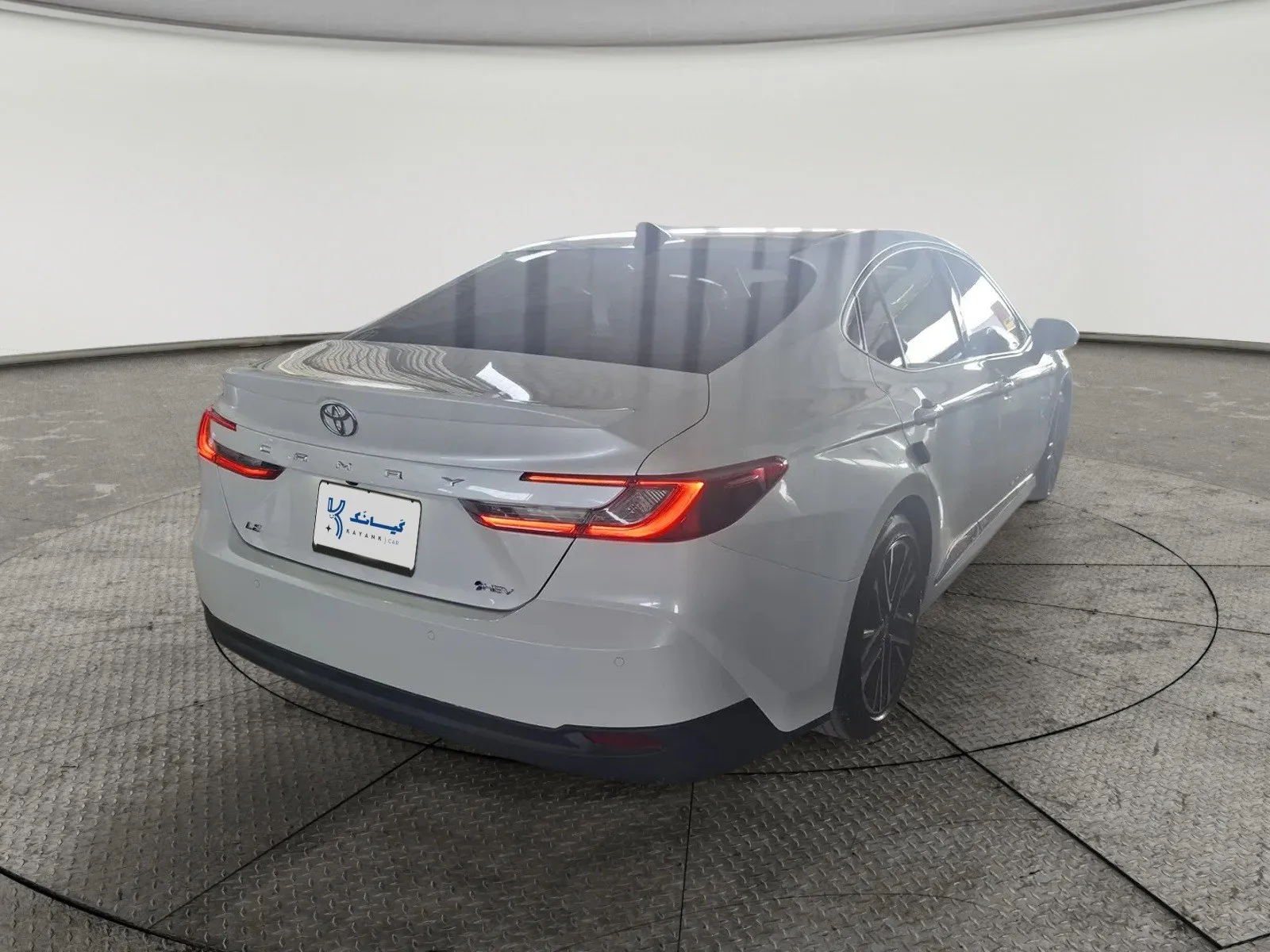 Toyota Camry LE HEV 2025