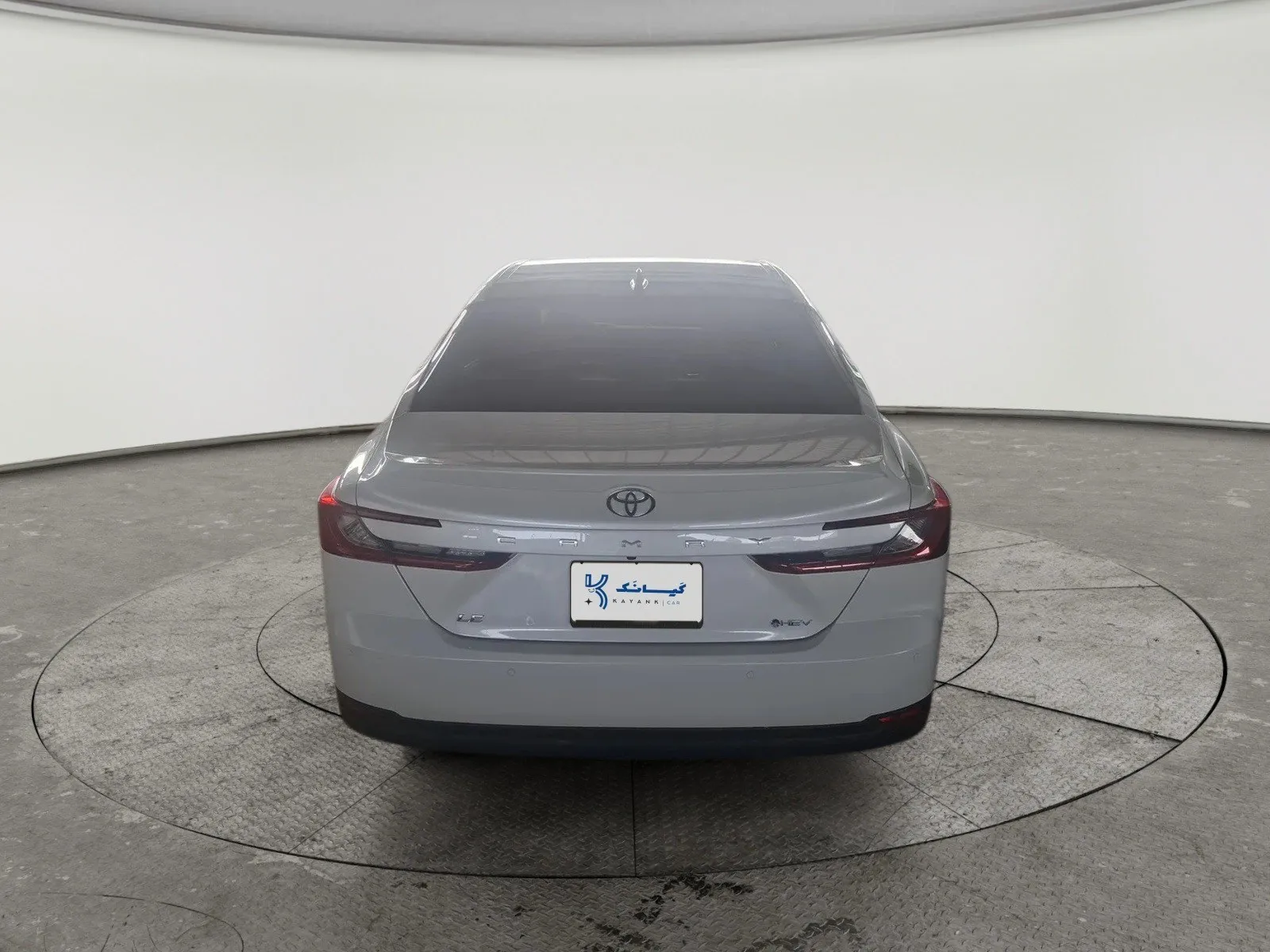 Toyota Camry LE HEV 2025