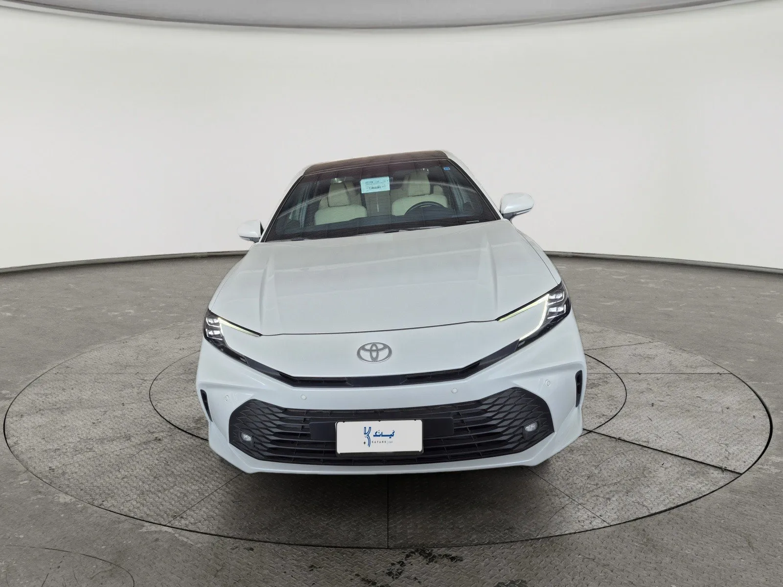 Toyota Camry LE HEV 2026