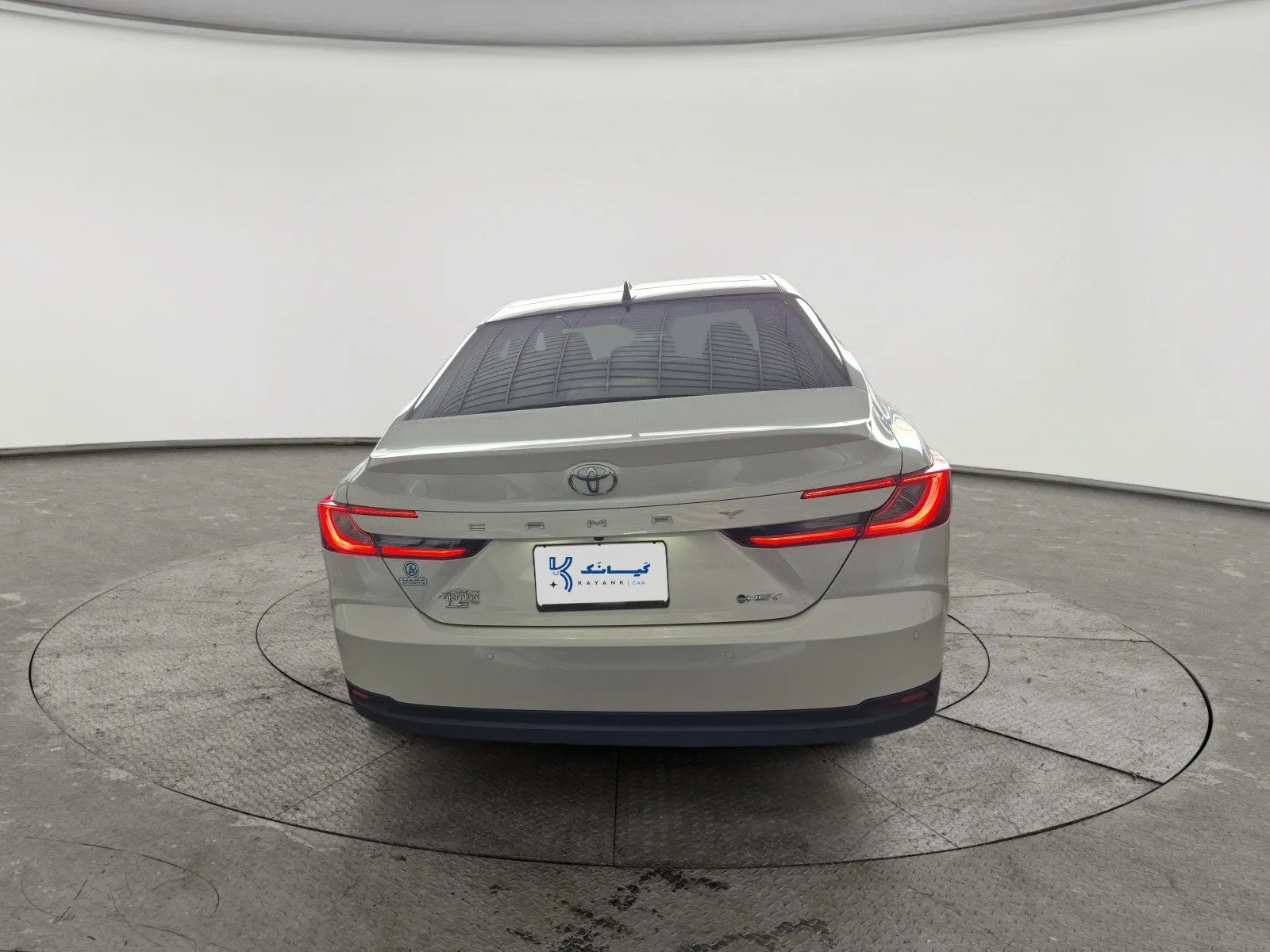 Toyota Camry LE HEV 2026
