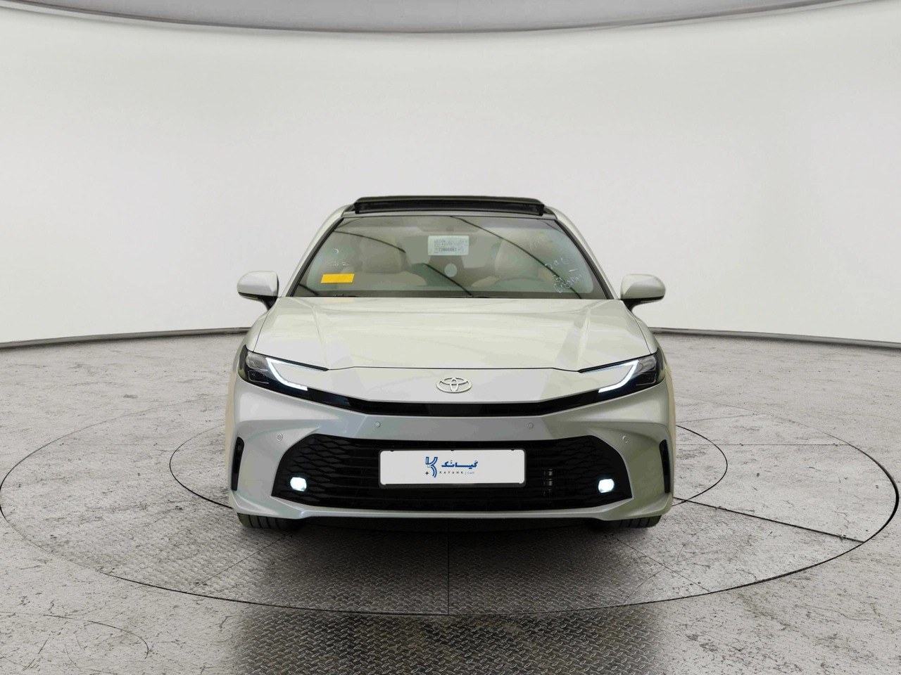 Toyota Camry LE HEV 2026