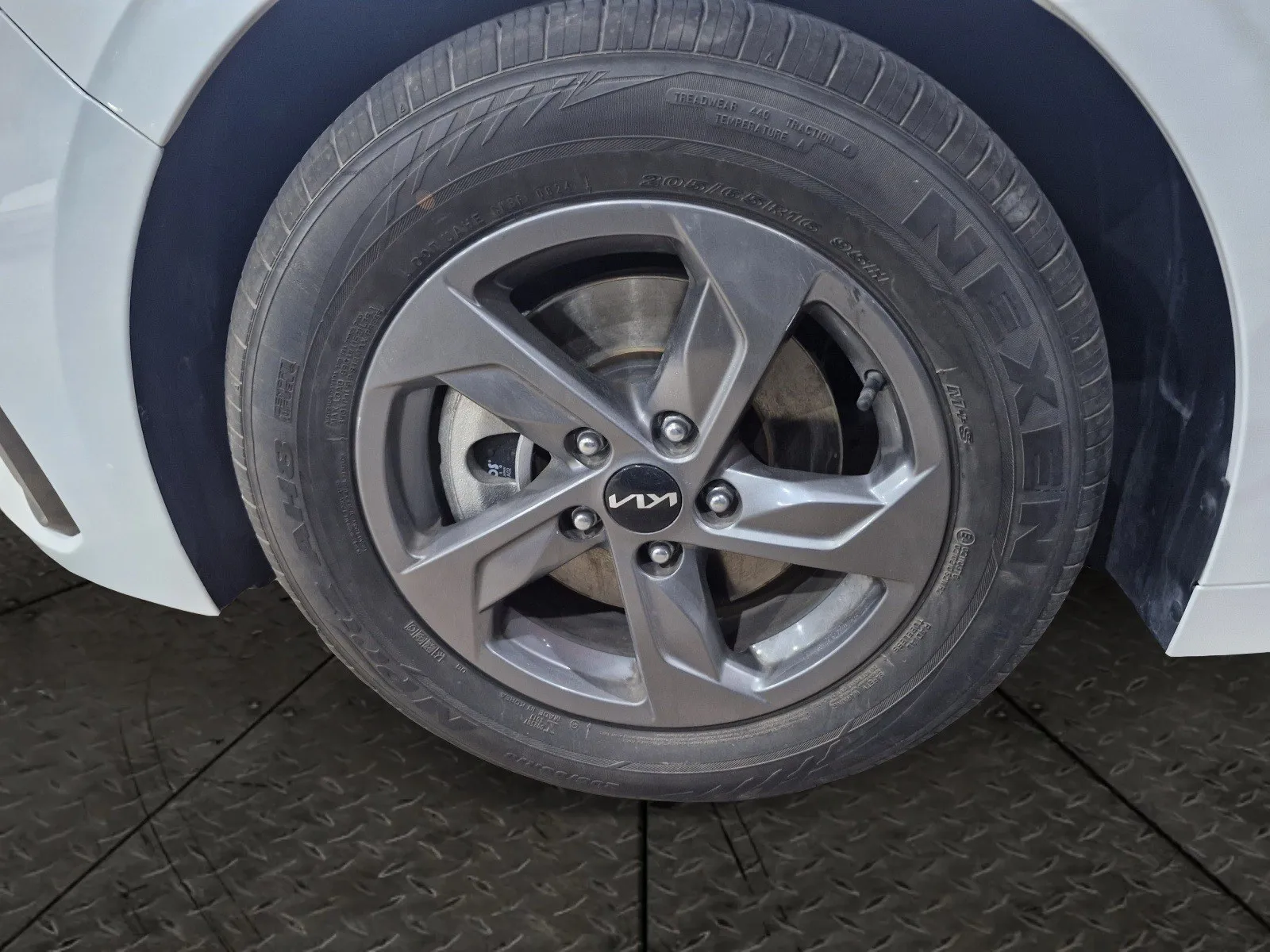 Kia K5 LX 2024