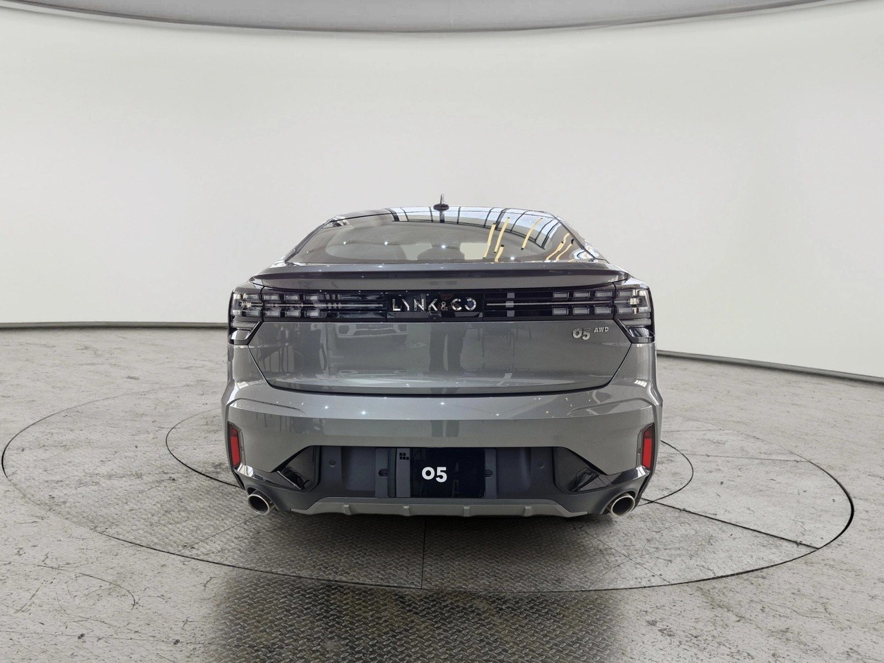 Lynk & Co 05 Hyper Plus 2024