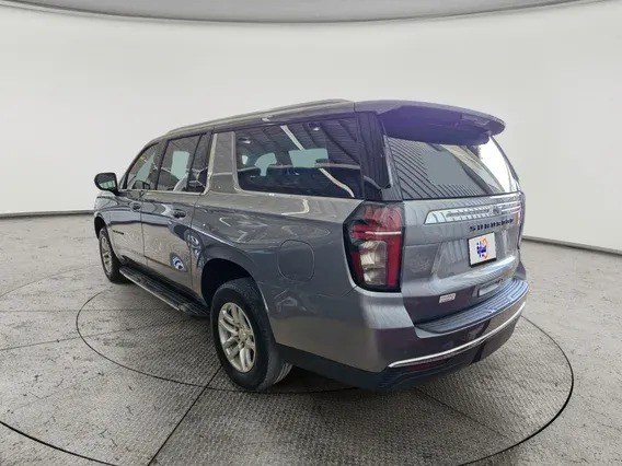 Chevrolet Suburban LS 2023