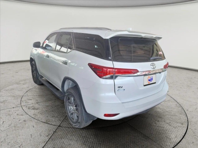 Toyota Fortuner VX 2023