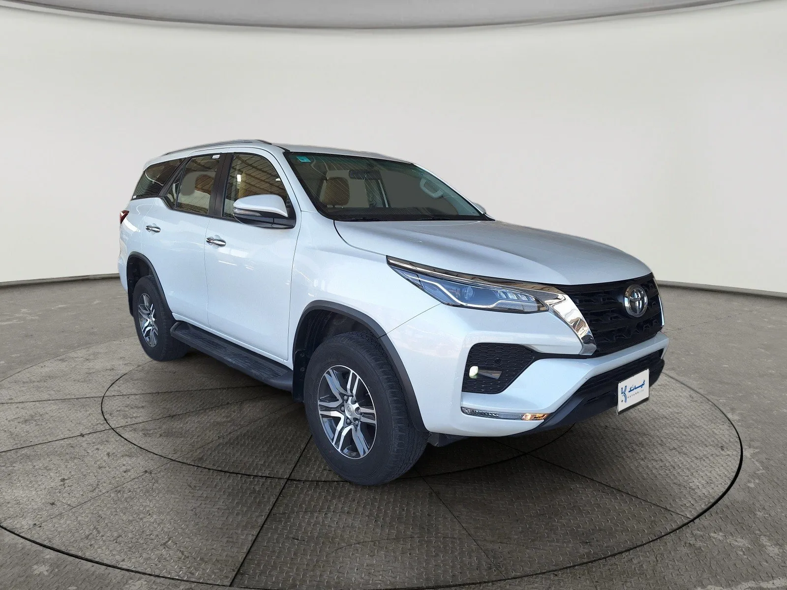 Toyota Fortuner VX 2023