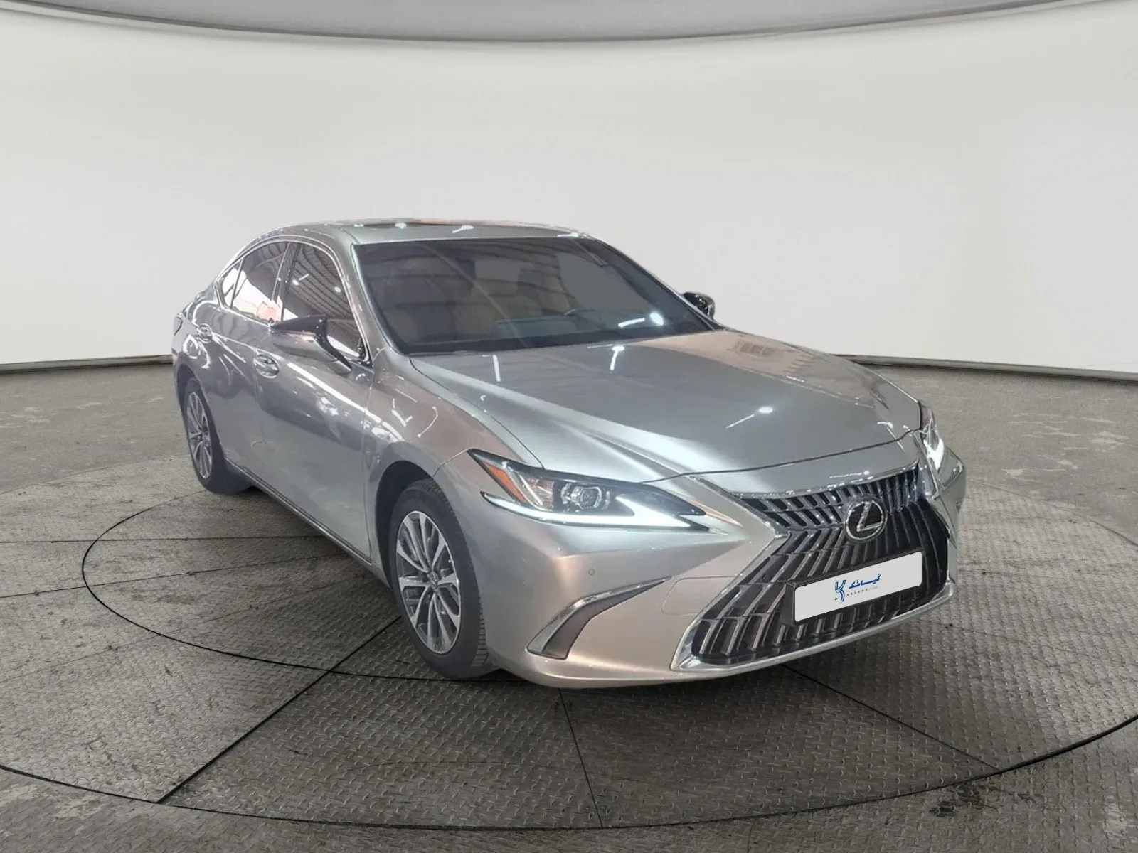Lexus ES 300 H 2025