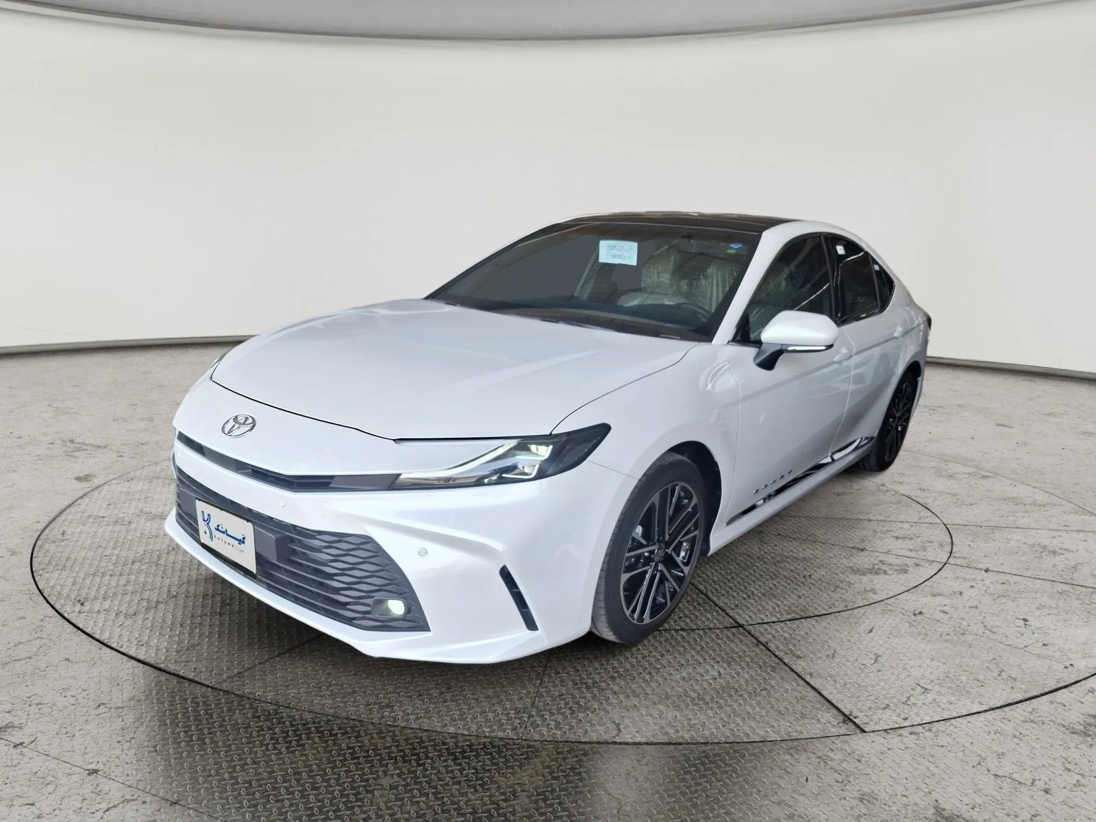 Toyota Camry LE HEV 2026