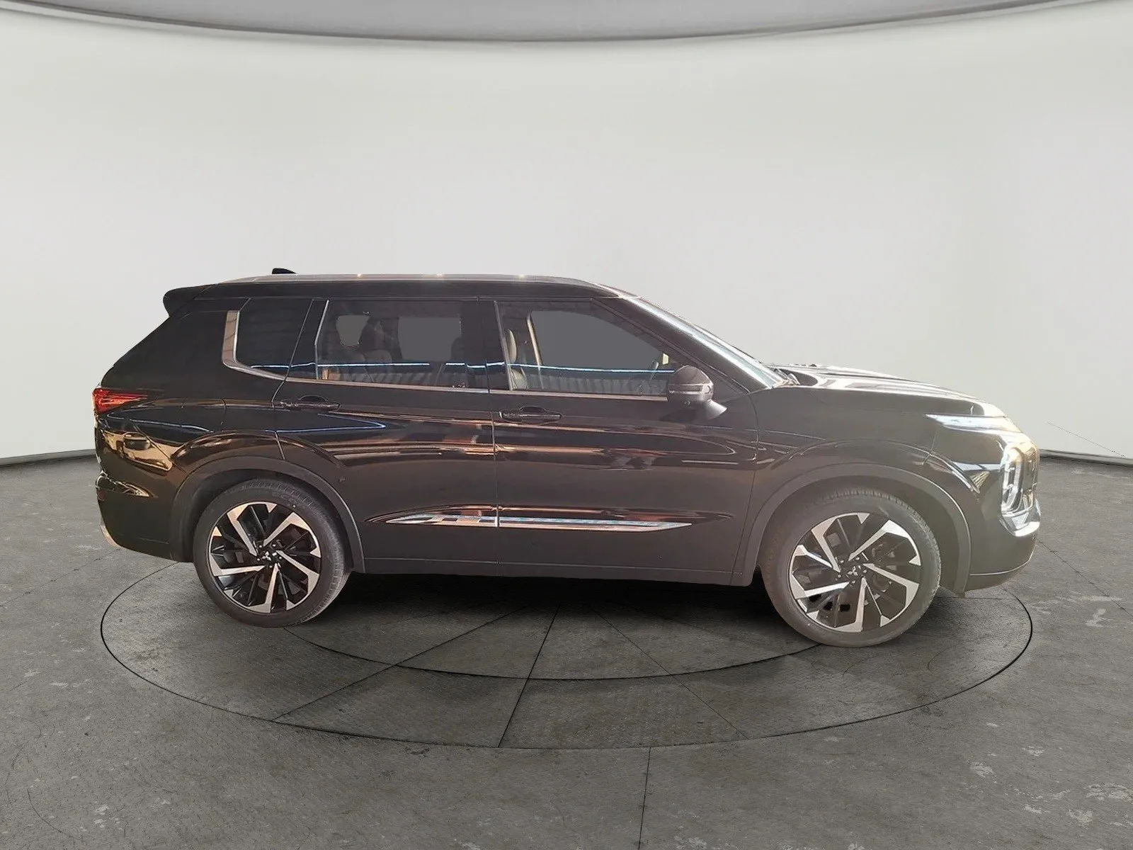 Mitsubishi New Outlander Series PL 2024