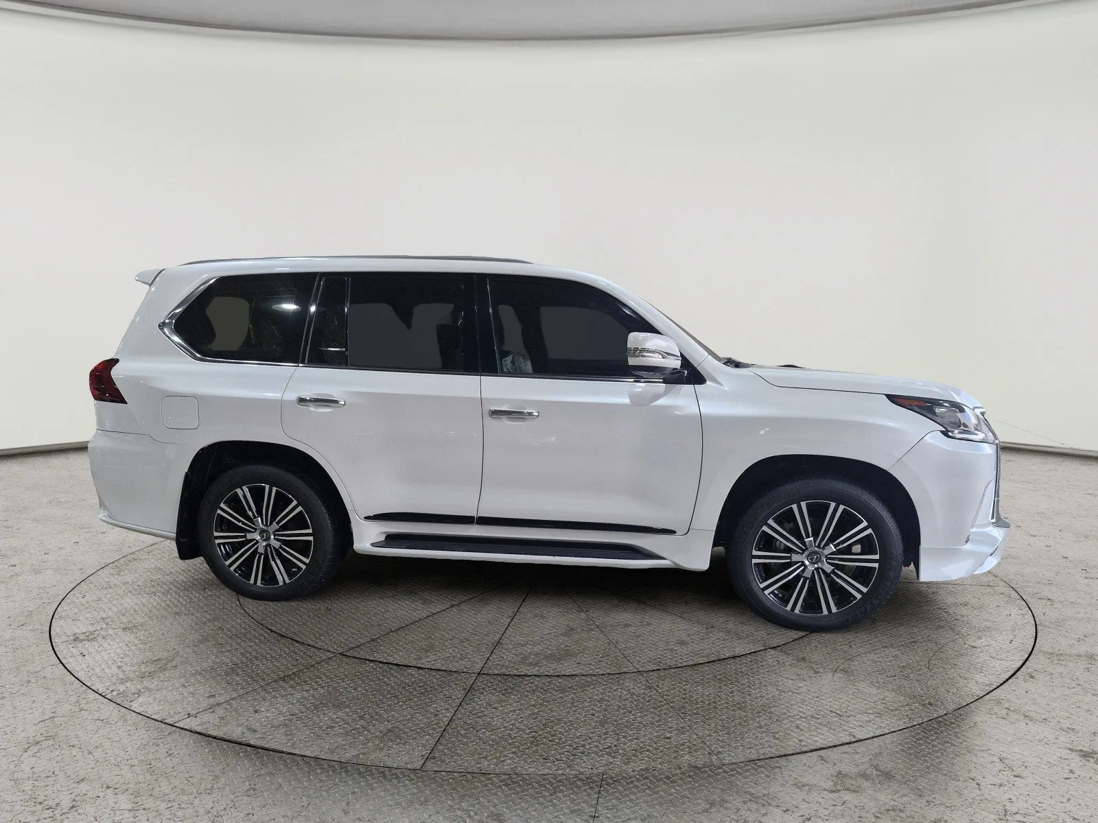 Lexus LX 570 S 2020
