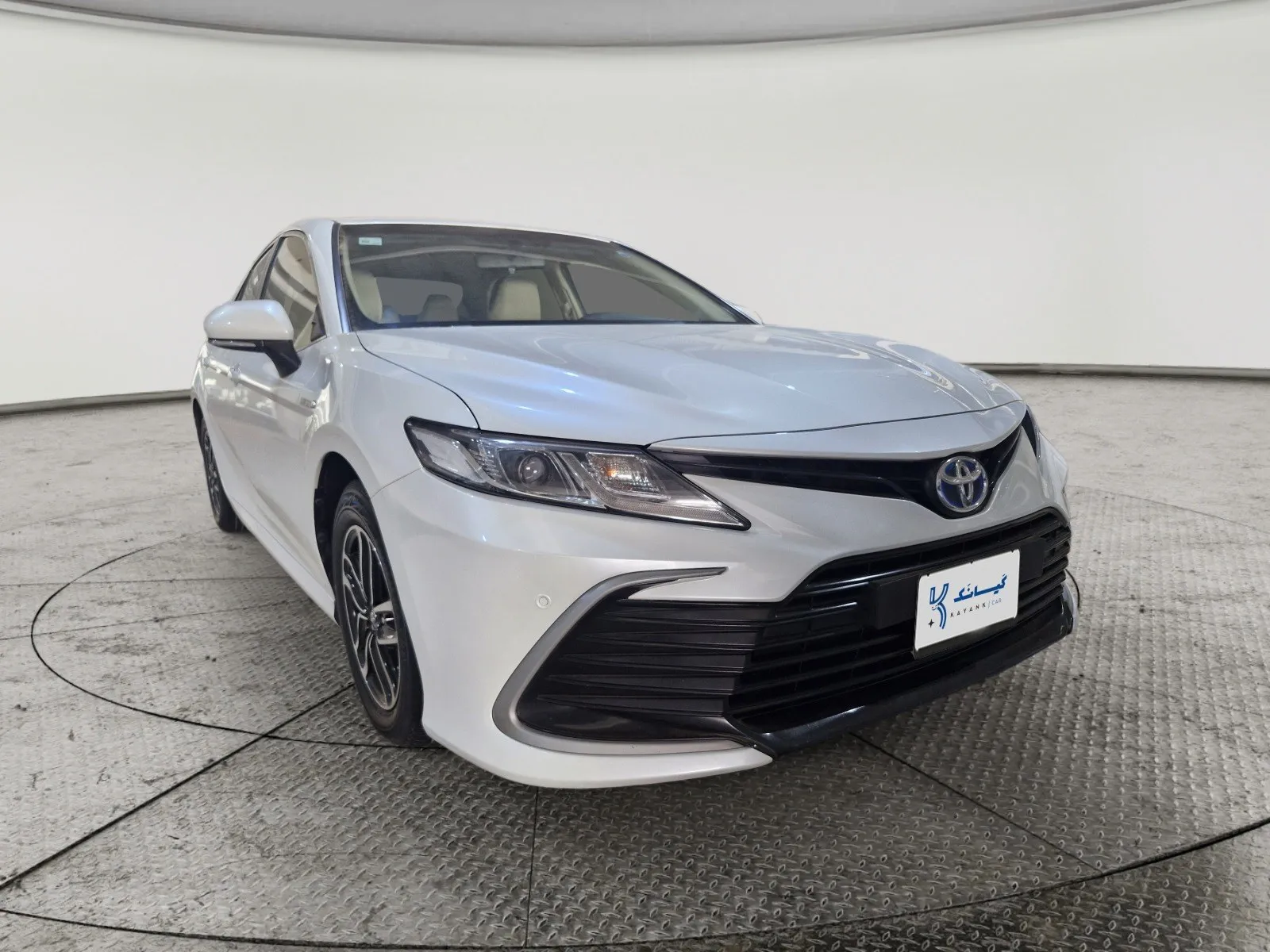 Toyota Camry LE HEV 2023