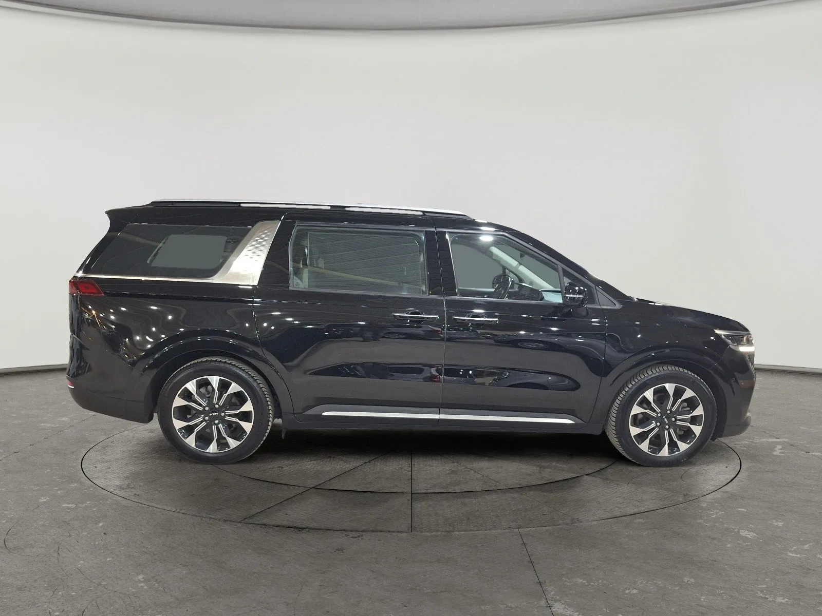 Kia Carnival GL 2023