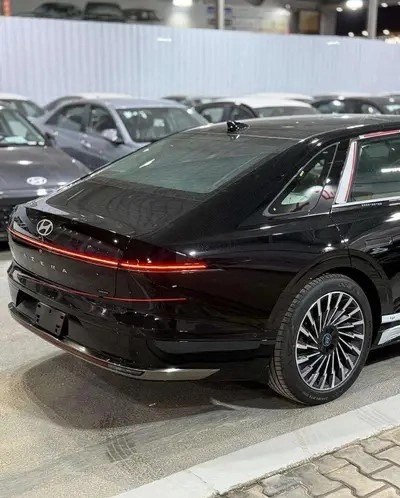 Hyundai Azera calligraphy 2026