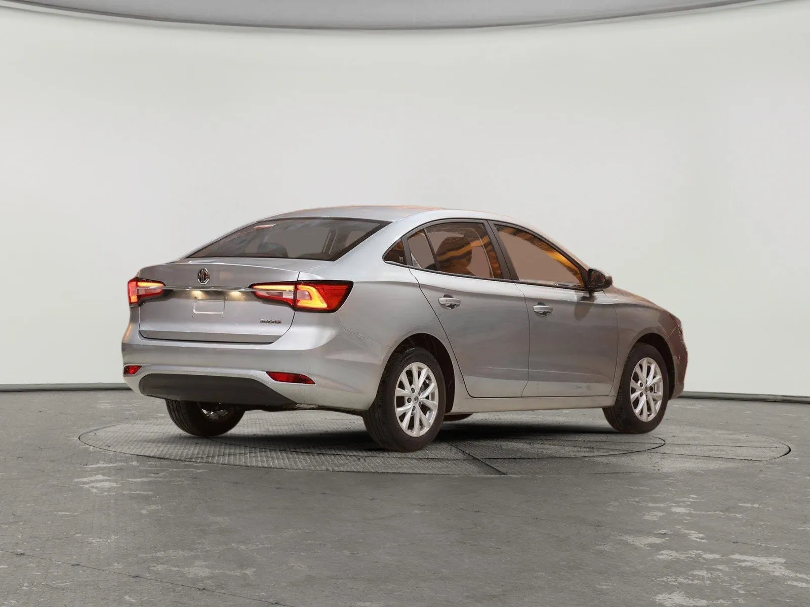 MG 5 COM 2025