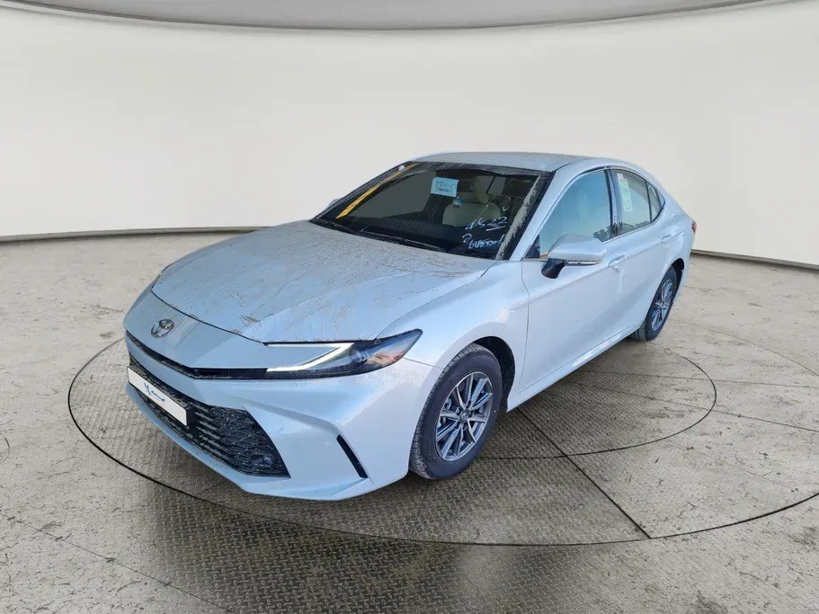 Toyota Camry E 2026