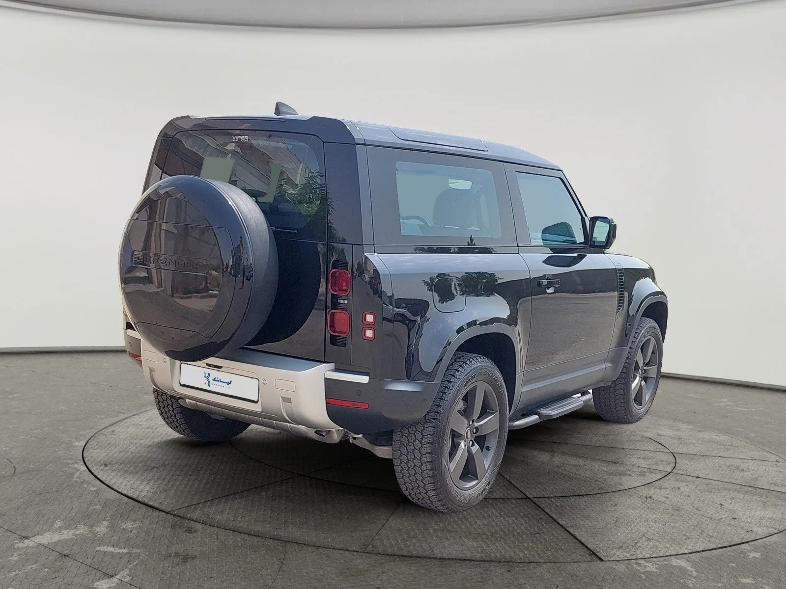 Land Rover Defender P300 S 2024