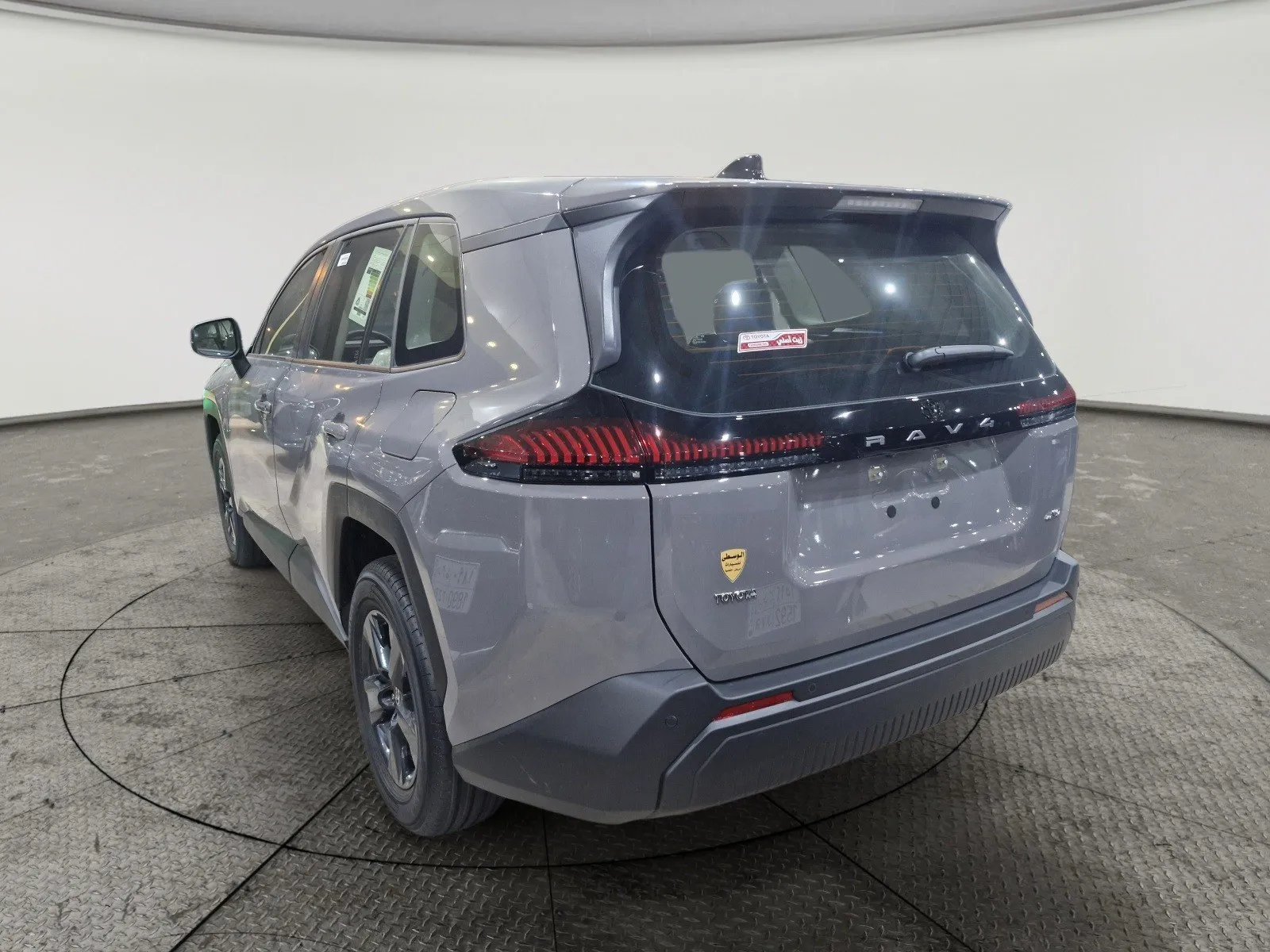 Toyota RAV4 LE 2026