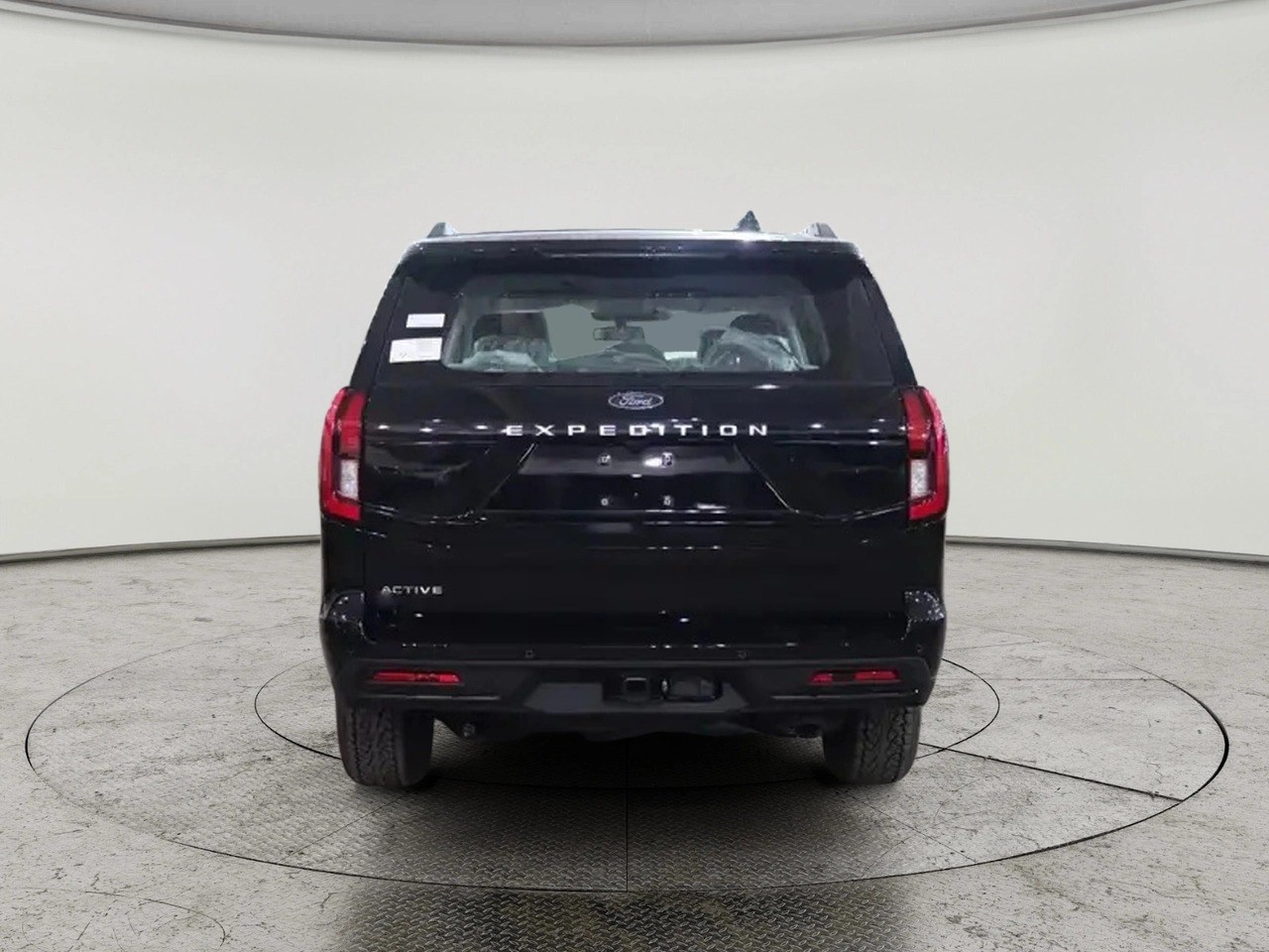 Ford Expedition Active 2025