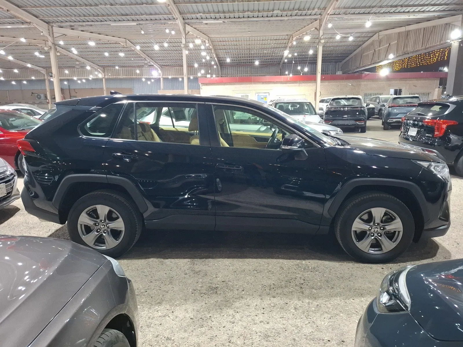Toyota RAV4 LE 2023