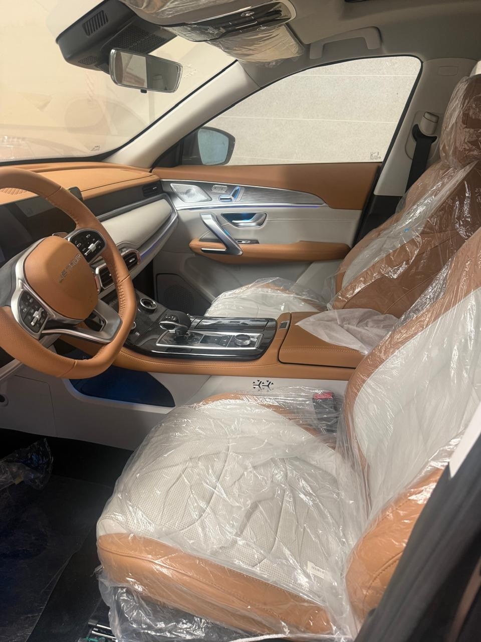 Jetour X70 Plus Luxury 2025
