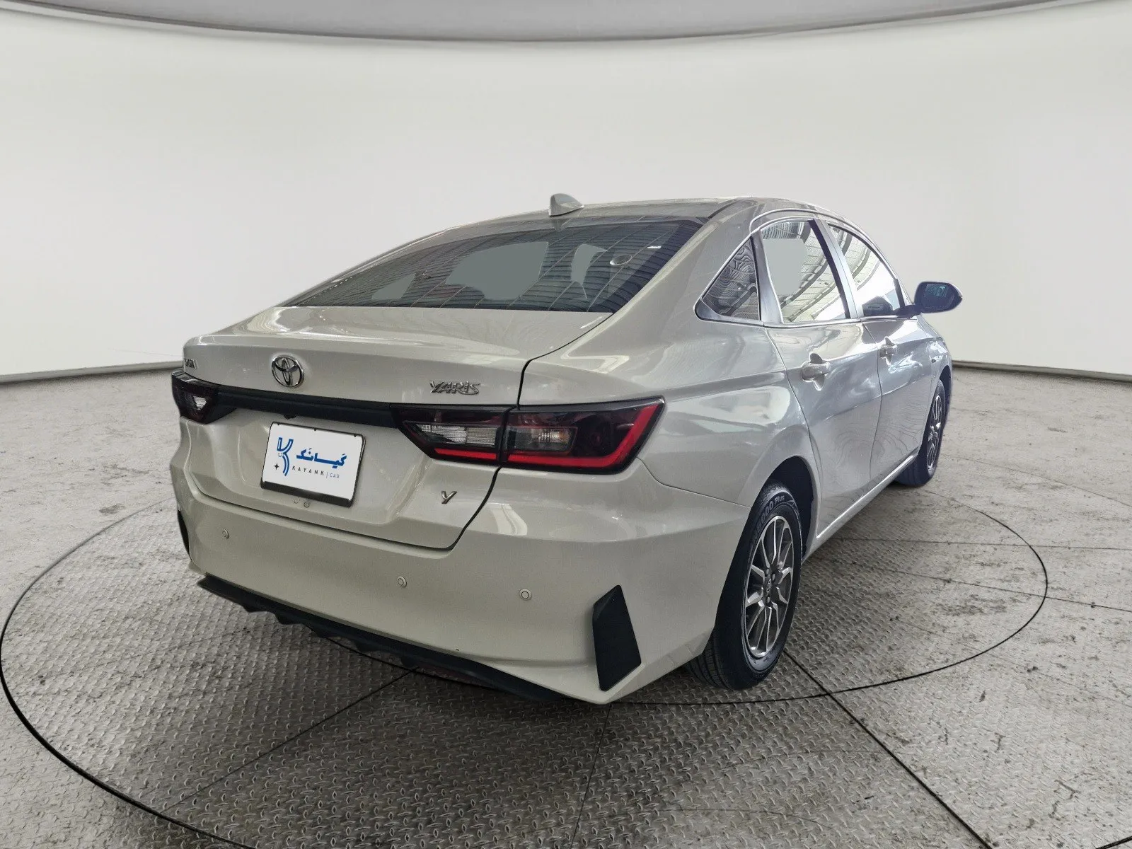 Toyota Yaris Y 2023
