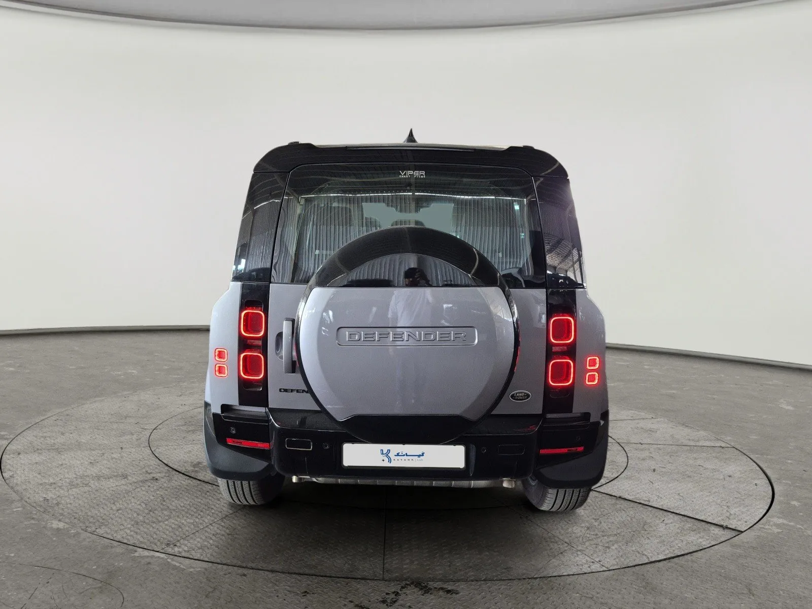 Land Rover Defender P300 S 2023