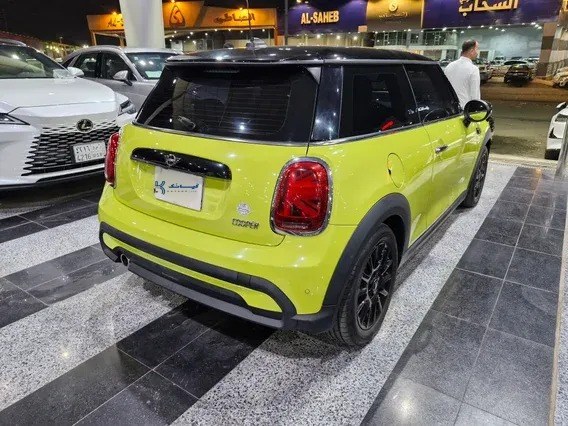 Mini Cooper Hatchback 2023