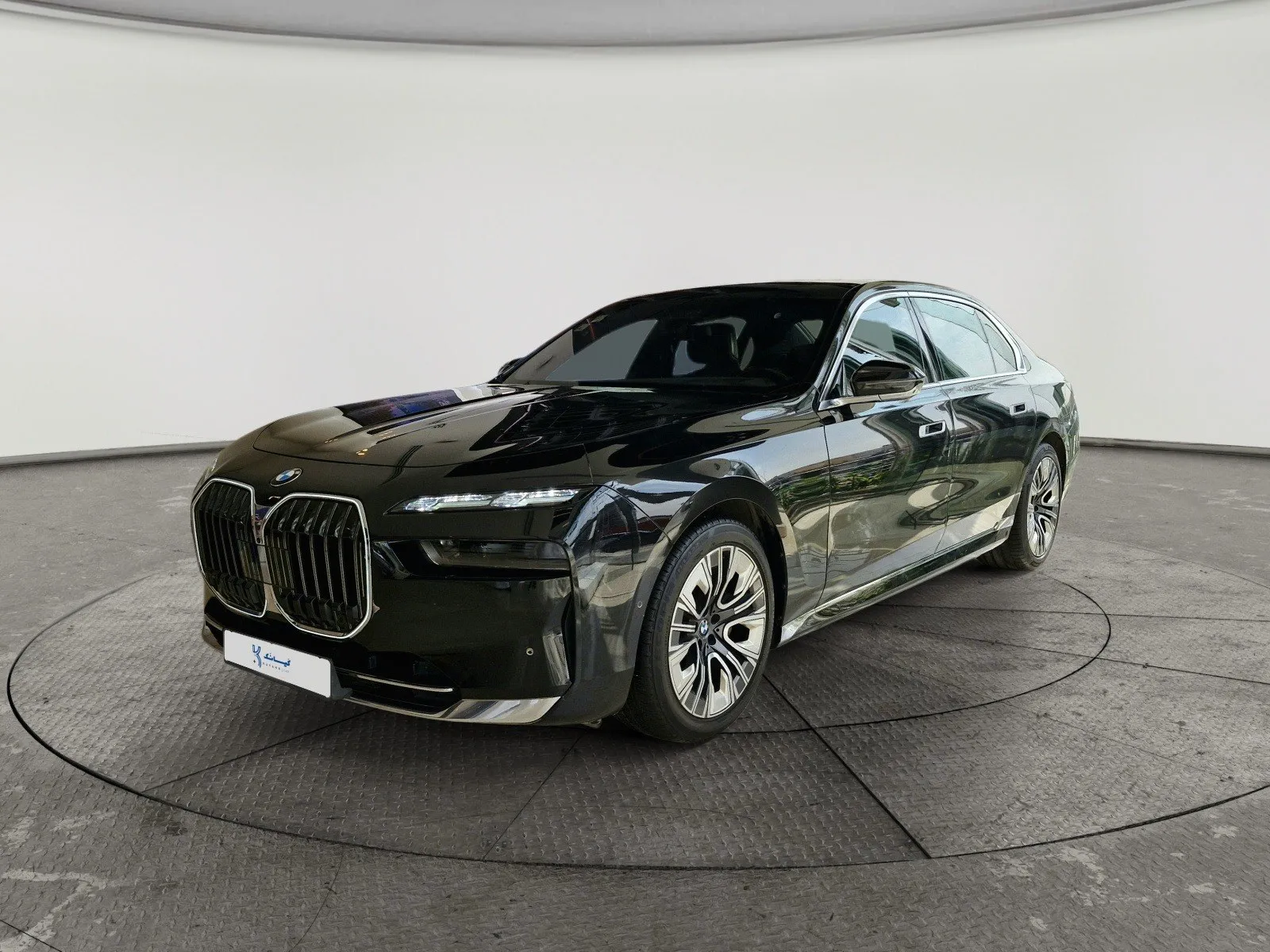 BMW 7 Series 735i 2024