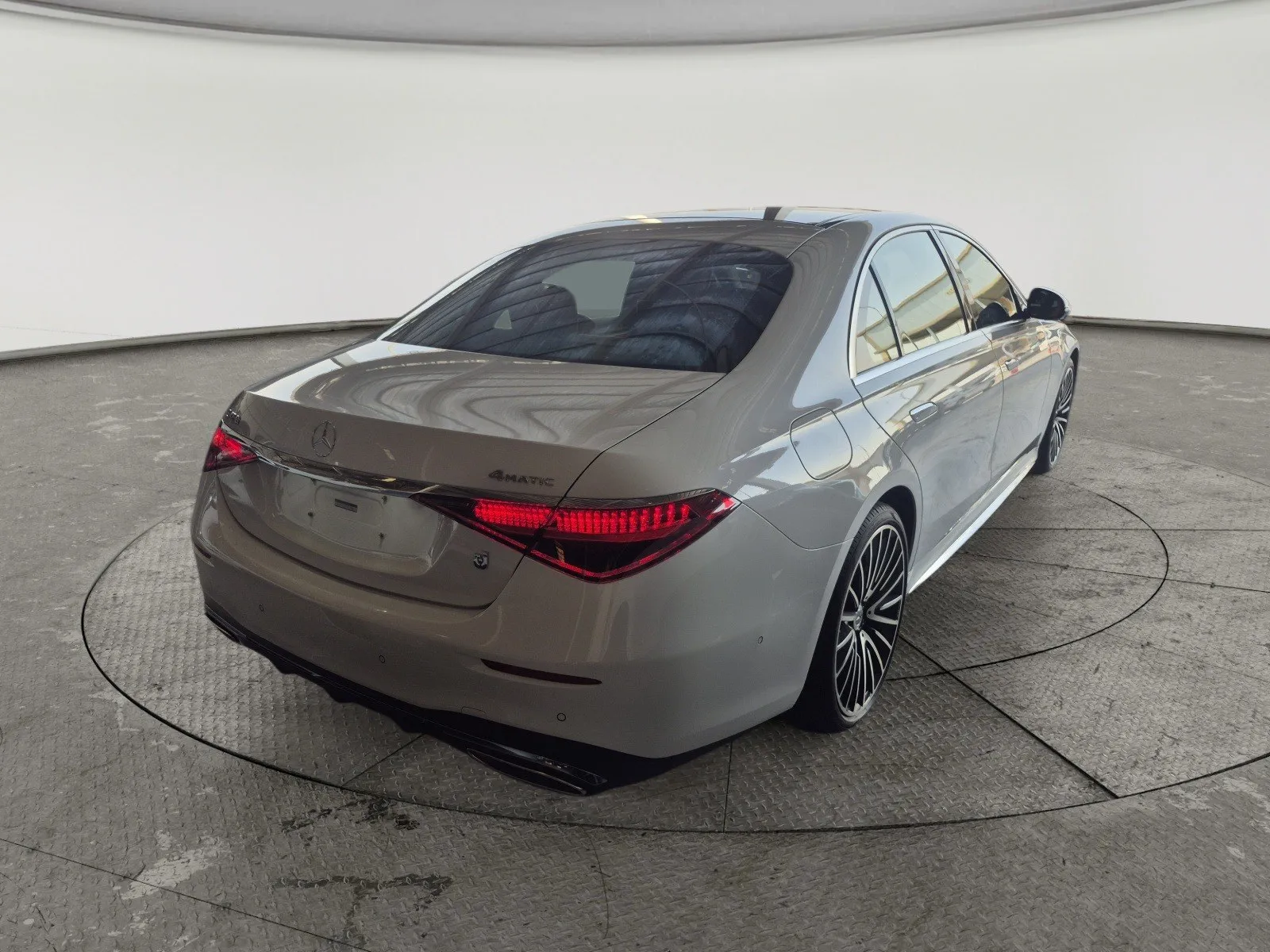 Mercedes-Benz S Class 450 2025