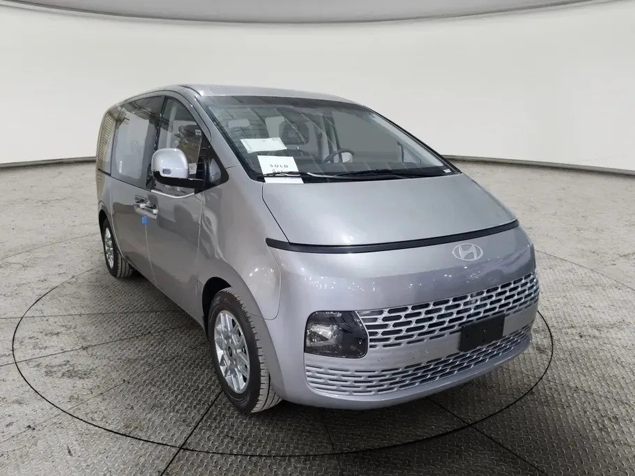 Hyundai Staria Smart 9 ST 2025