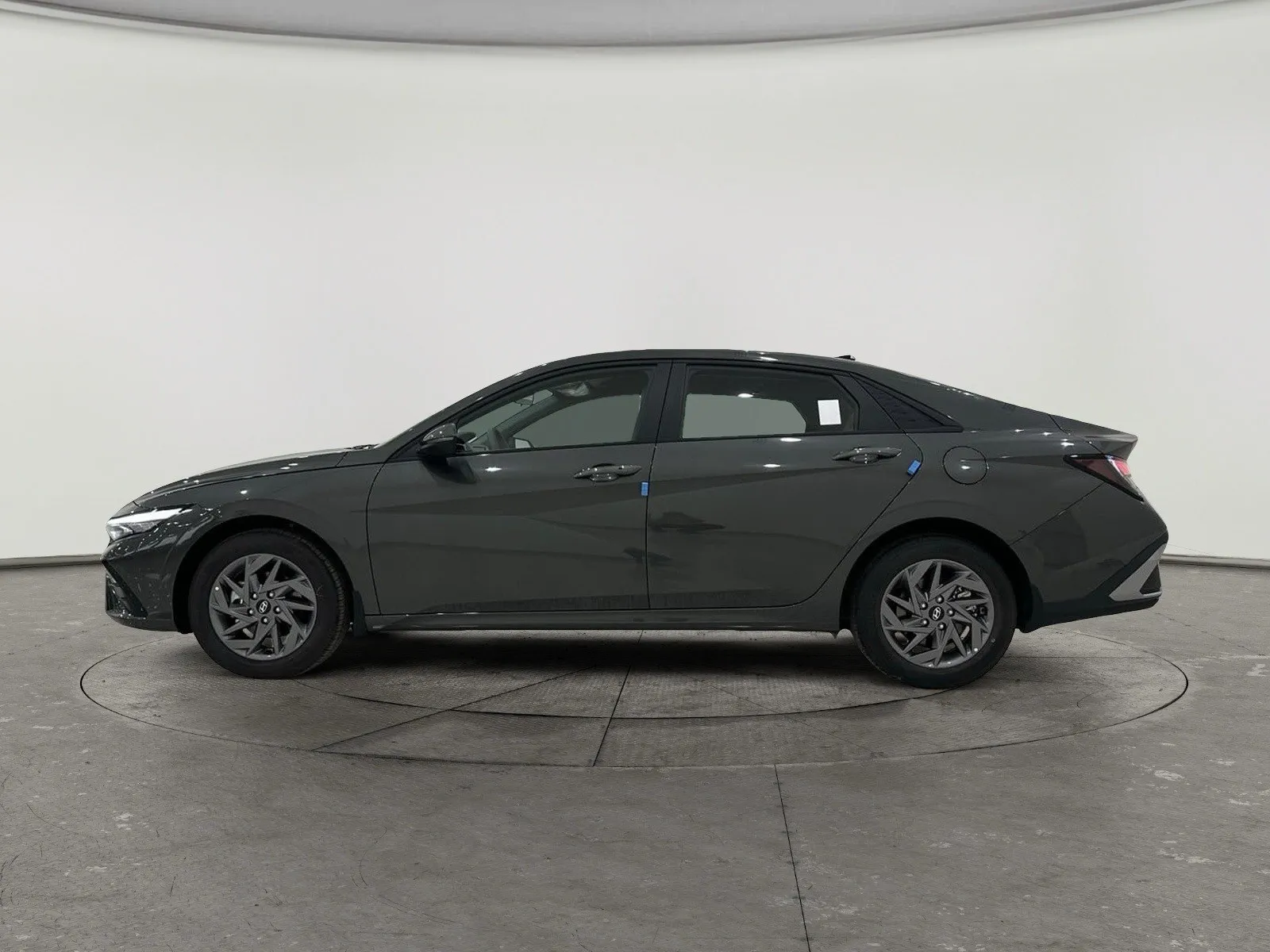 Hyundai Elantra Smart Plus China 2027