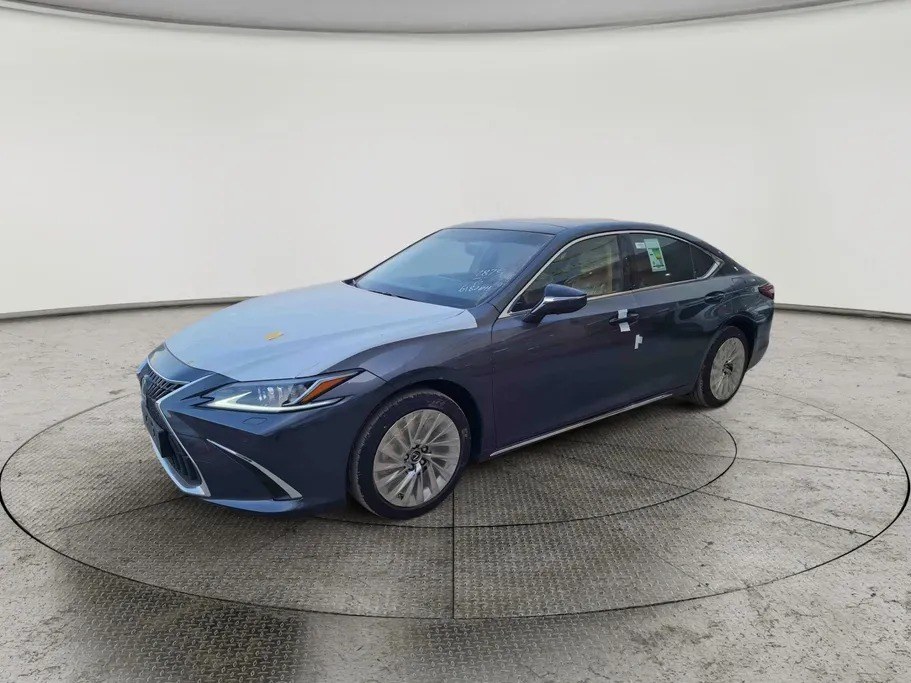 Lexus ES 350 CC Elite 2025