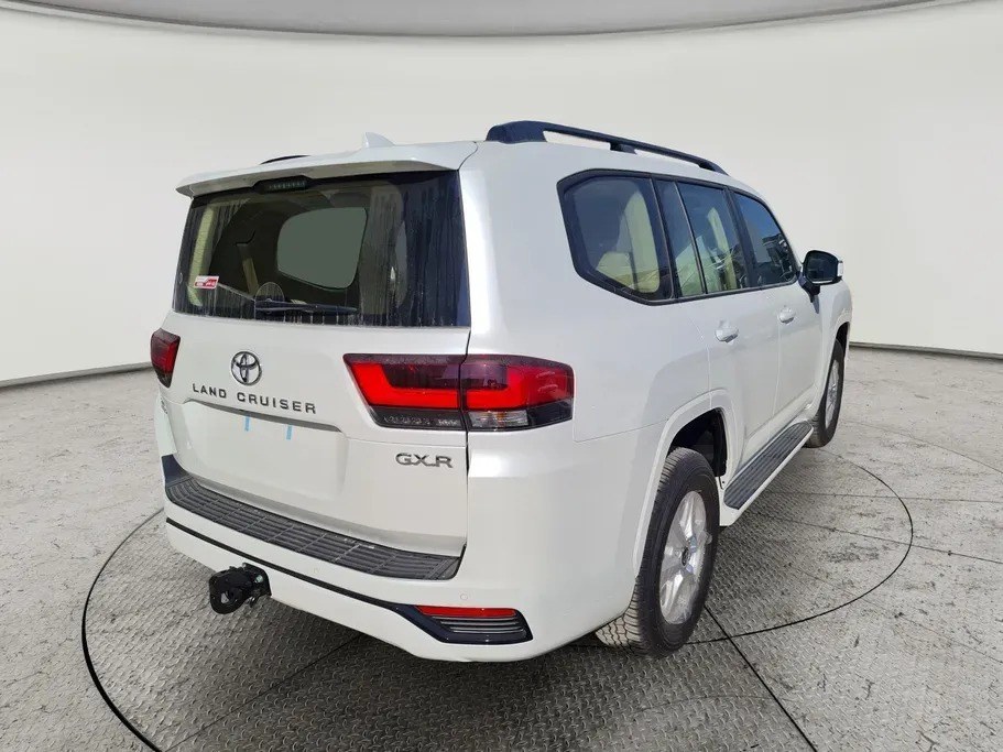 Toyota Land Cruiser GXR2 2026