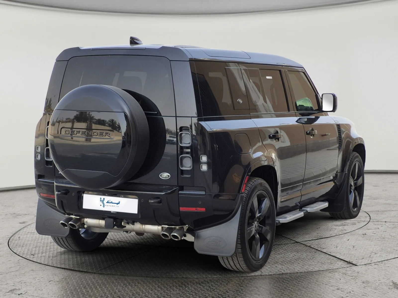 Land Rover Defender P525 2023