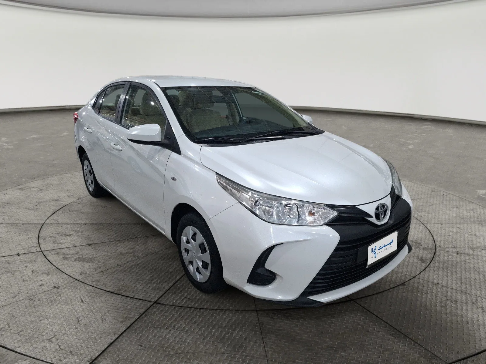 Toyota Yaris Y 2022