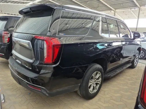 GMC Yukon SLE 2022