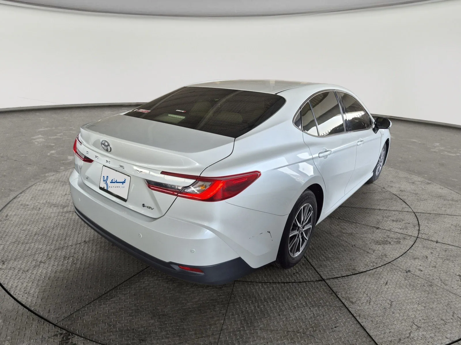 Toyota Camry E HEV 2025