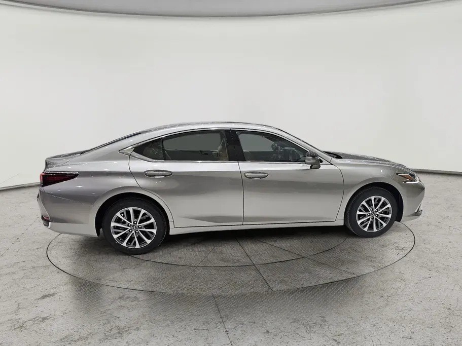 Lexus ES 250 AA Elegant 2025