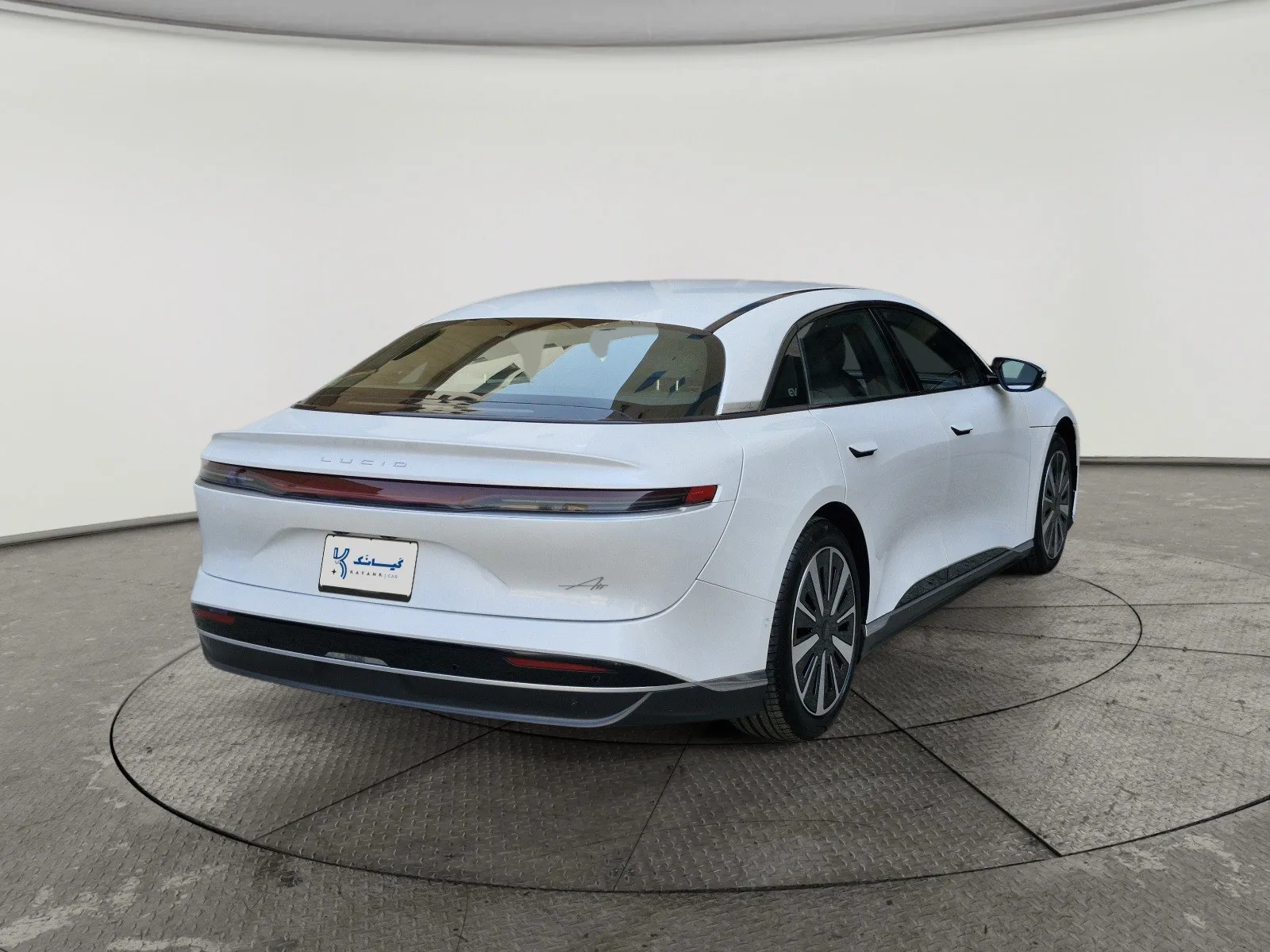 Lucid Air Pure 2024