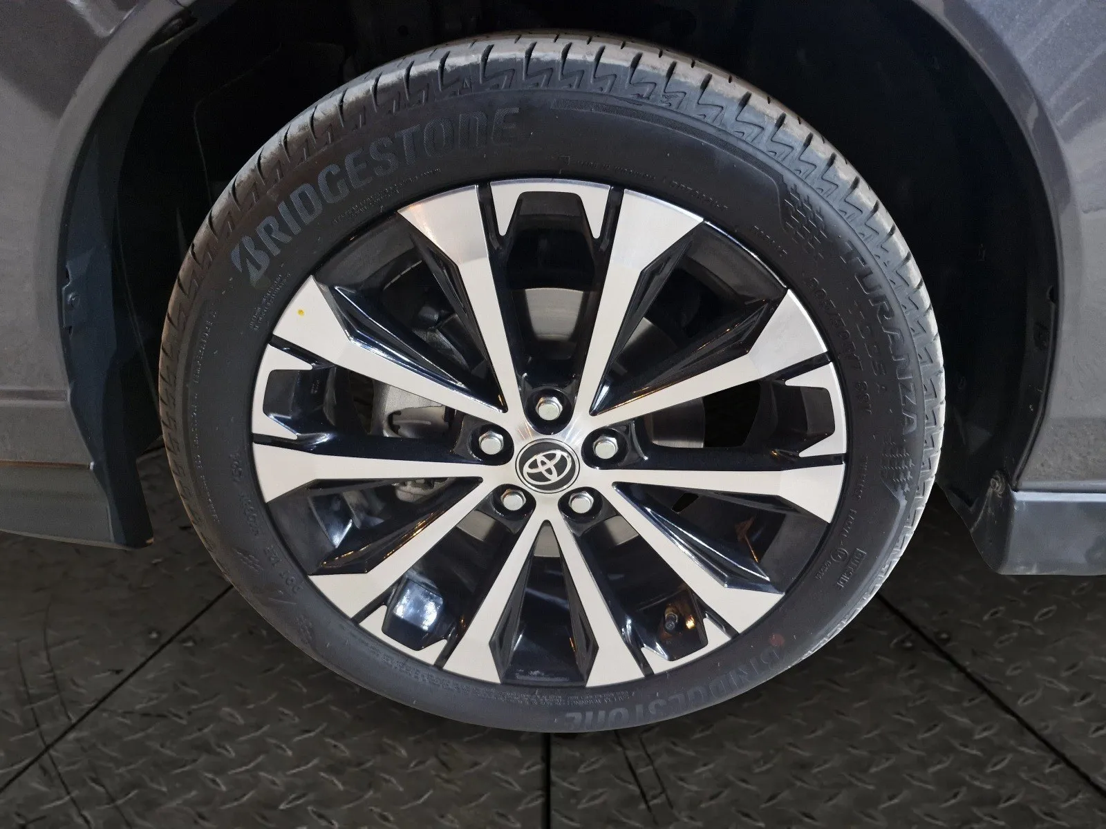 Toyota Veloz GLX 2024