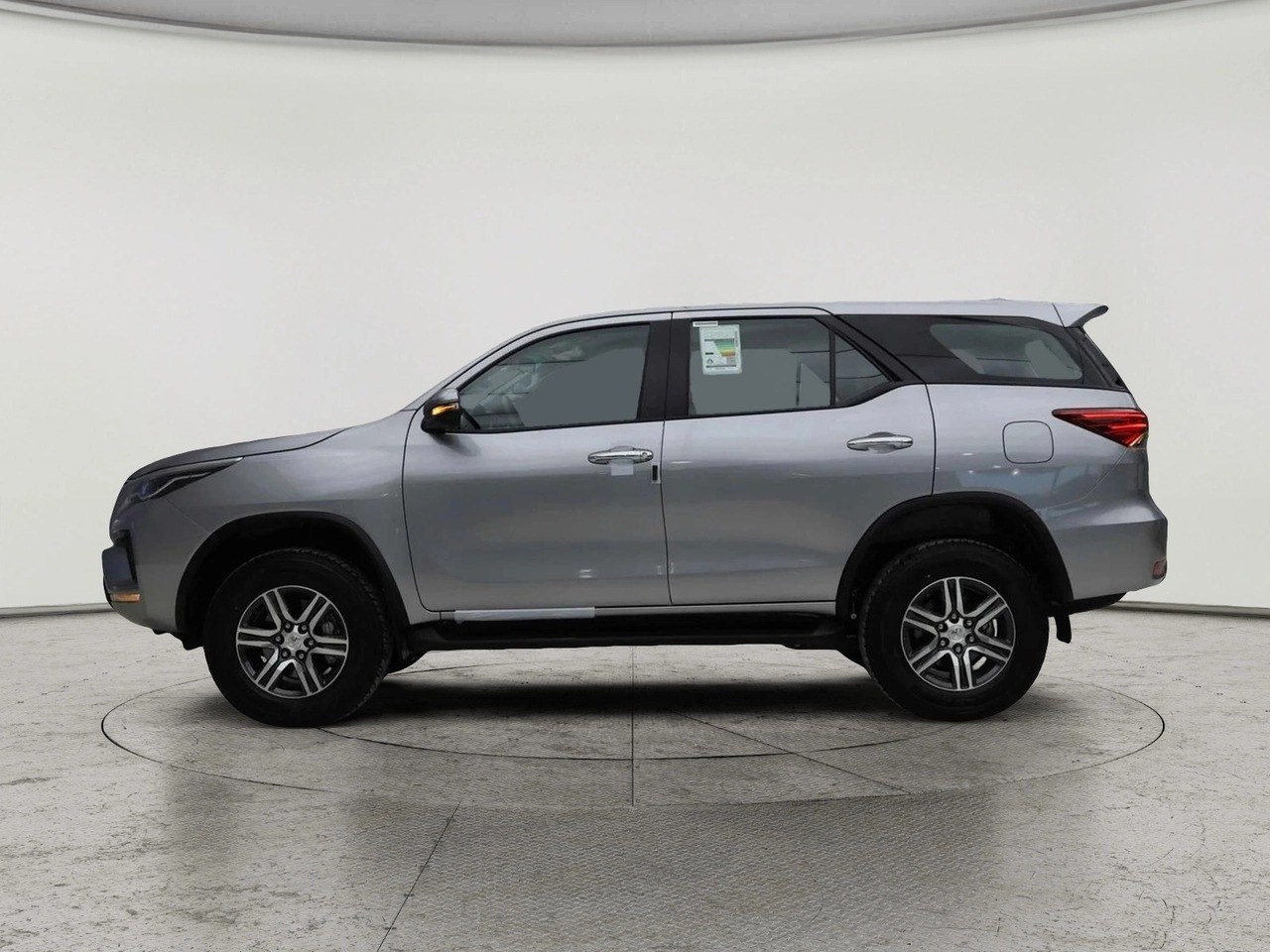 Toyota Fortuner GX2 4x2 2025