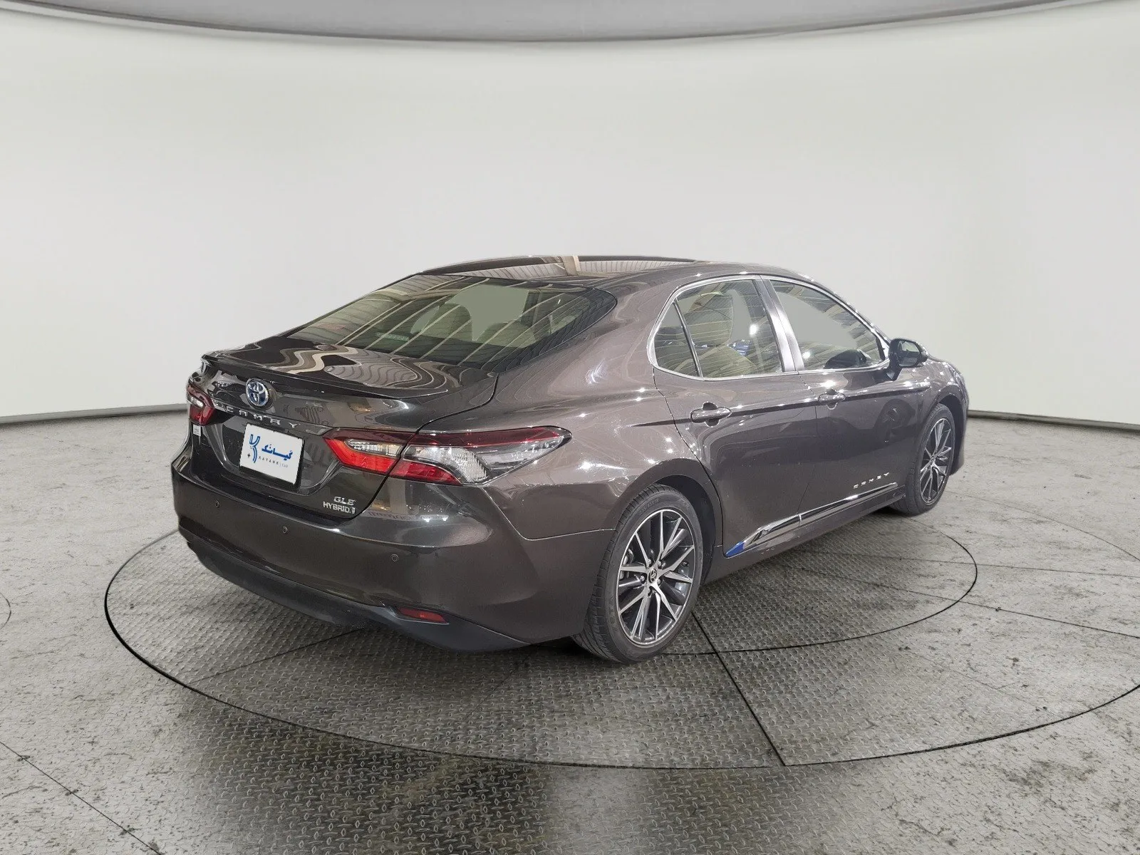 Toyota Camry GLE HEV 2021