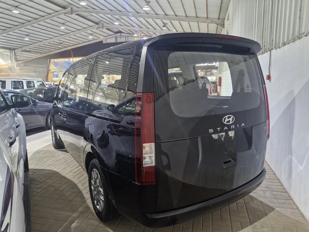 Hyundai Staria Smart 9 ST 2023