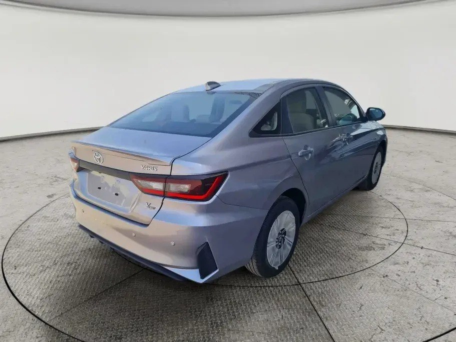 Toyota Yaris YX 2026