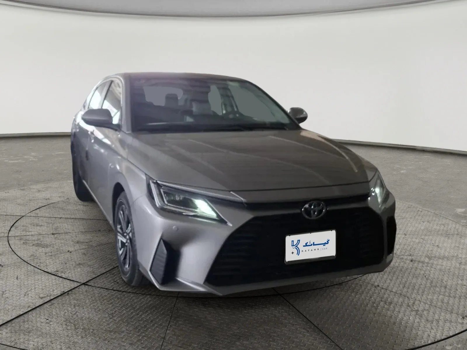 Toyota Yaris Y Plus 2024