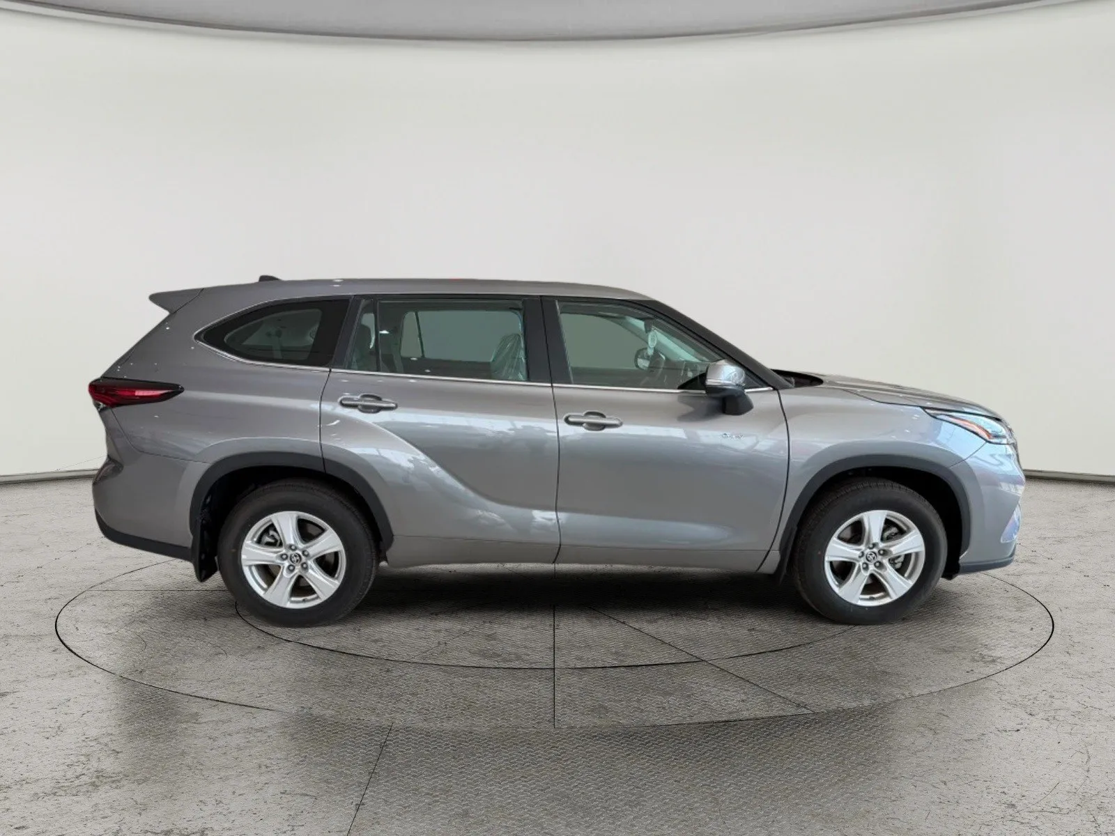 Toyota Highlander LE 2026