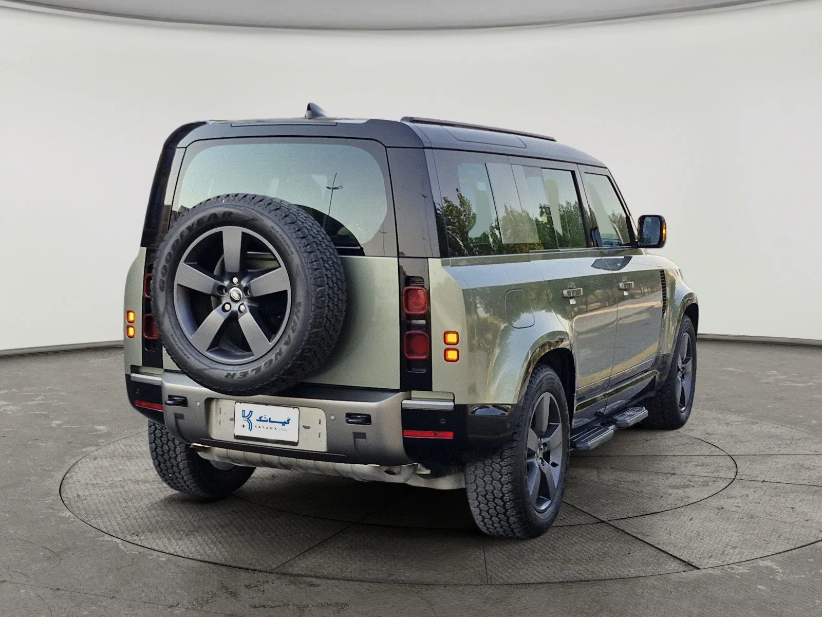 Land Rover Defender P300 S 2025